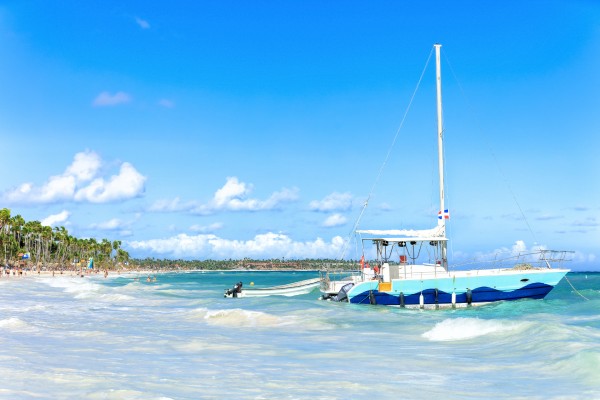 bateau sur l'eau en République dominicaine