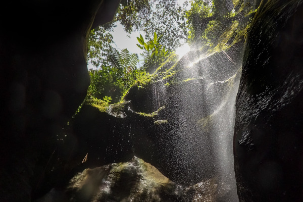 Chute d'eau Titou gorge sur l'ile de la Dominique