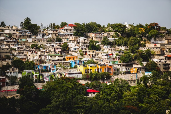 Banlieue hupée Pétion ville en Haiti