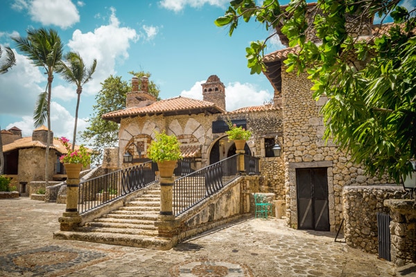 Belle villa en pierre à Romana en République Dominicaine