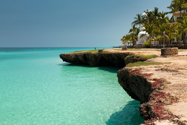 Paysage de plage rocheuse à Varadero