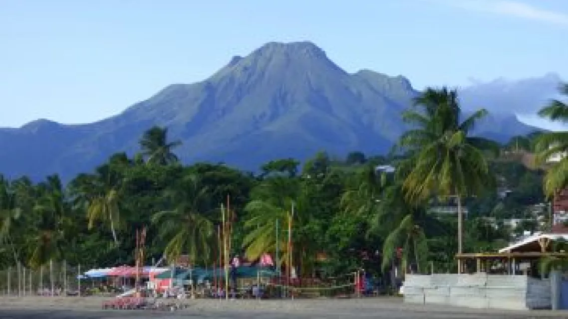 24-Les-monuments-et-lieux-incontournables-en-Martinique-Montagne-Pelee--59dffa1.jpg