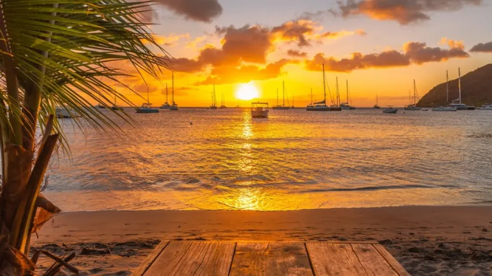 Coucher de soleil martiniquais depuis une yole