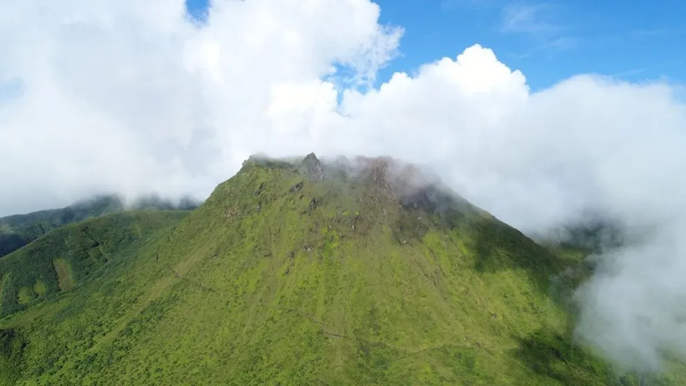 La Soufrière, reine des montagnes de Guadeloupe
