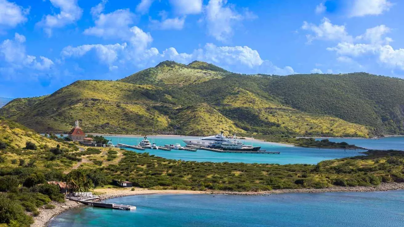 Puerto Christophe de Basseterre en San Cristóbal y Nieves