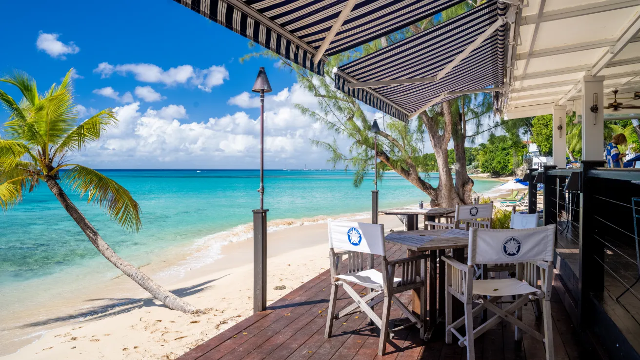 Restaurant en bord de mer en Barbade