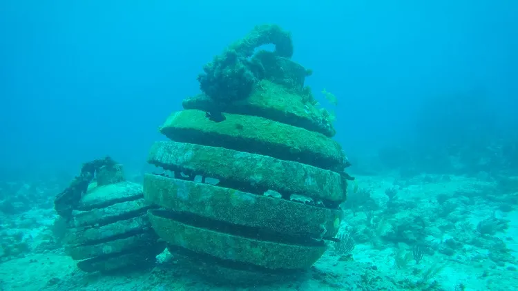 Statuts sous marine à Cancun Statuts sous marine à Cancun
