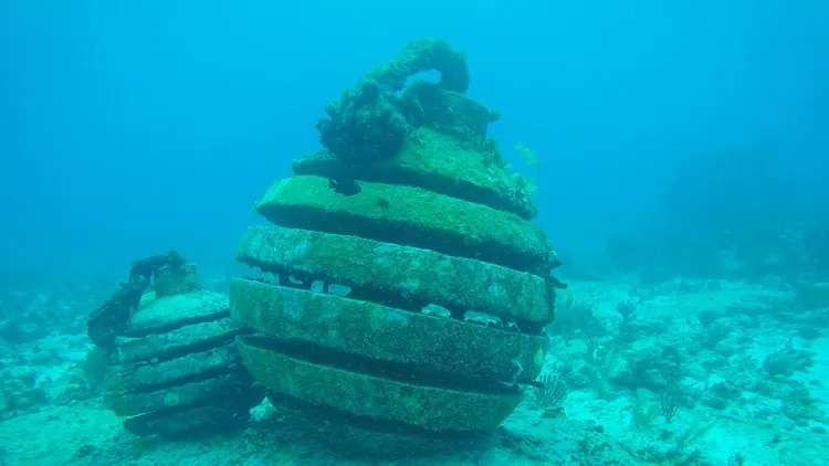 Statuts sous marine à Cancun