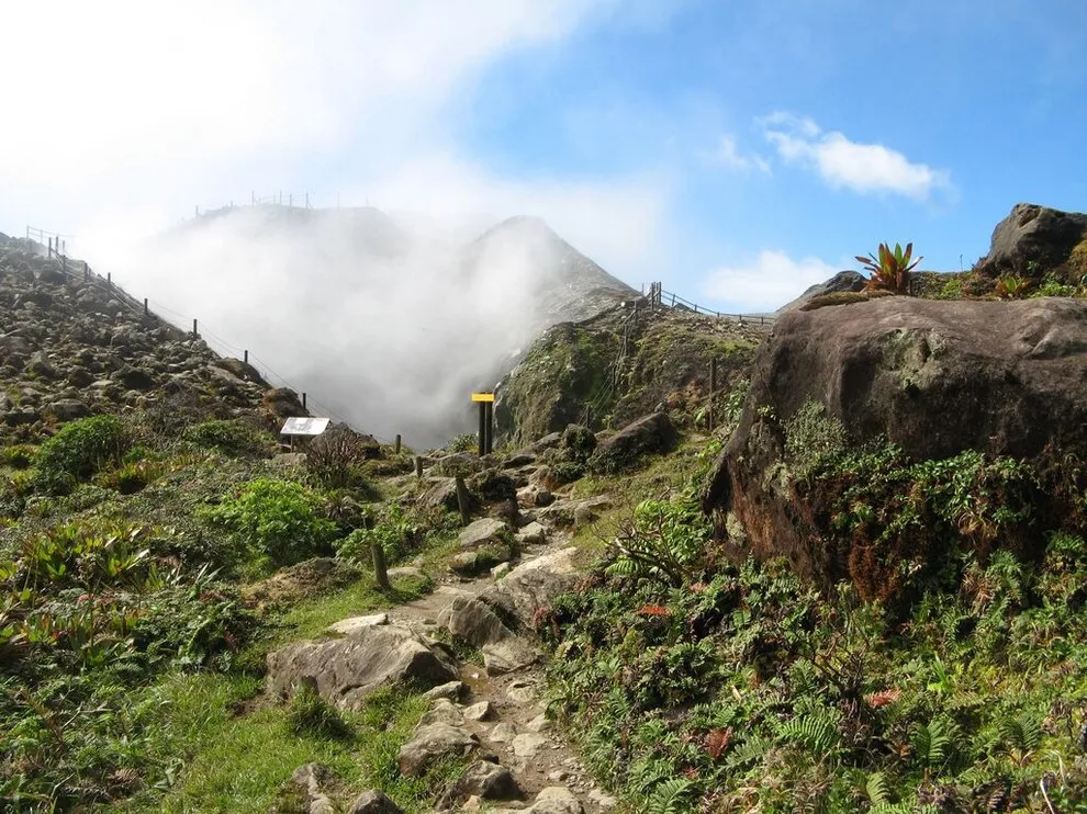 Photo du volcan la Soufrière en Guadeloupe