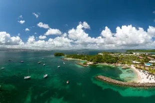 Vue des Trois îlets en Martinique